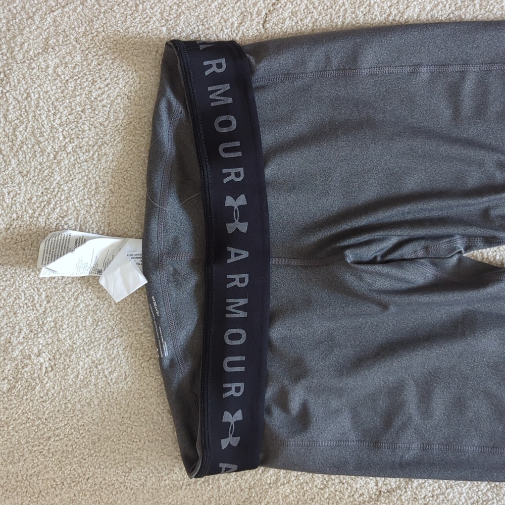 Under Armour Heat Gear Leggings - Picture 5 of 10